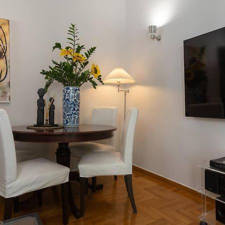 Apartmán Chic N Central Apt In Kolonaki Atény Exteriér fotografie